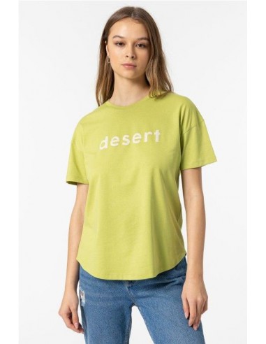 Camiseta con Texto Verde